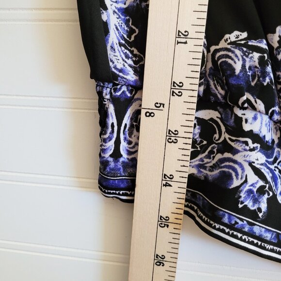White House Black Market Top Womens 14 Black Blue Print Crossover Faux Wrap - Picture 4 of 9